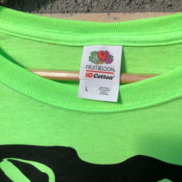 VLONE PLAYBOI CARTI TOUR MERCH - Picture 3 of 8